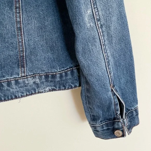 NEW Kensie Jeans Fur Lined Distressed Button Trucker Jacket Women’s Large - Picture 9 of 11